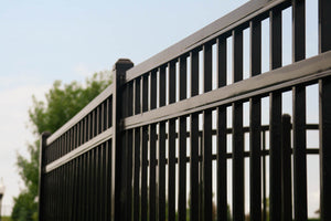 [200' Length] 4' Ornamental Flat Top Complete Fence Package
